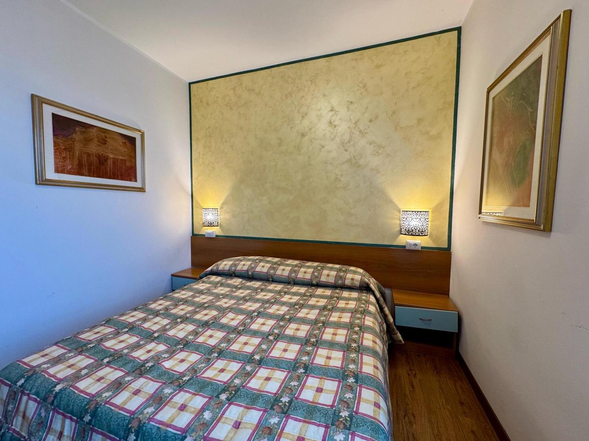 Premium Apartments Peschiera Peschiera del Garda Luaran gambar